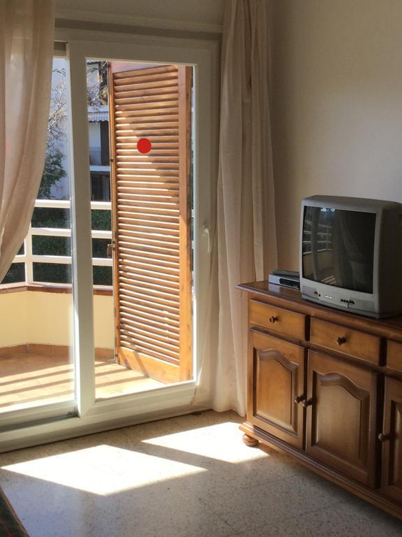 Apartamentos Eva Costa Brava Bagian luar foto