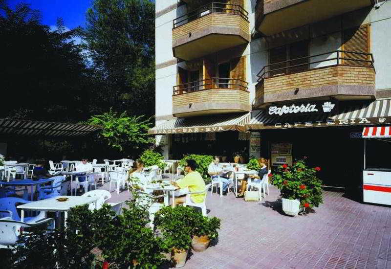 Apartamentos Eva Costa Brava Bagian luar foto