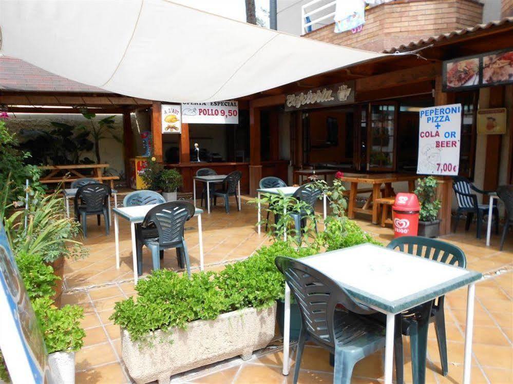 Apartamentos Eva Costa Brava Bagian luar foto