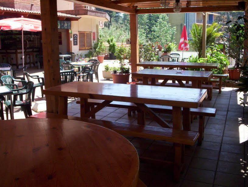 Apartamentos Eva Costa Brava Bagian luar foto
